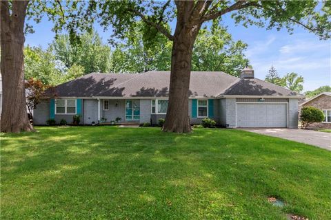 Photo of 407 NW O'Brien Road, Lees Summit, MO 64063 (MLS # 2622786)