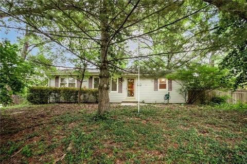 Photo of 1203 Western Street, Leavenworth, KS 66048 (MLS # 2638966)