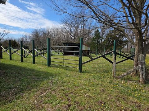 MLS: 2611841