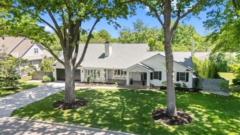 5911 Howe Drive Fairway KS 66205
