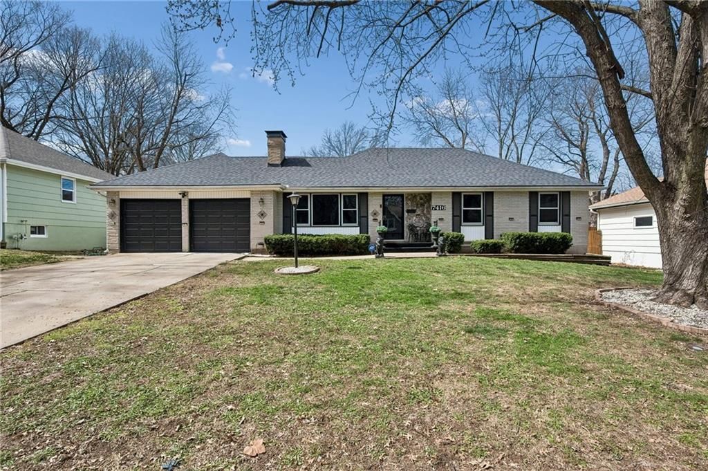 Photo of 7416 Hardy Avenue, Raytown, MO 64133 (MLS # 2607876)