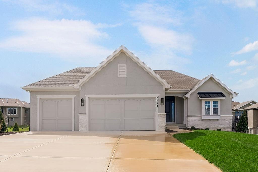 2453 W 175th Place