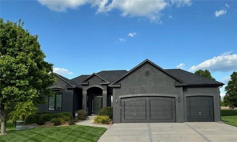 4301 N 141st Street Basehor KS 66007