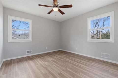 Tiny photo for 1232 OLD MANOR Road, Liberty, MO 64068 (MLS # 2608013)