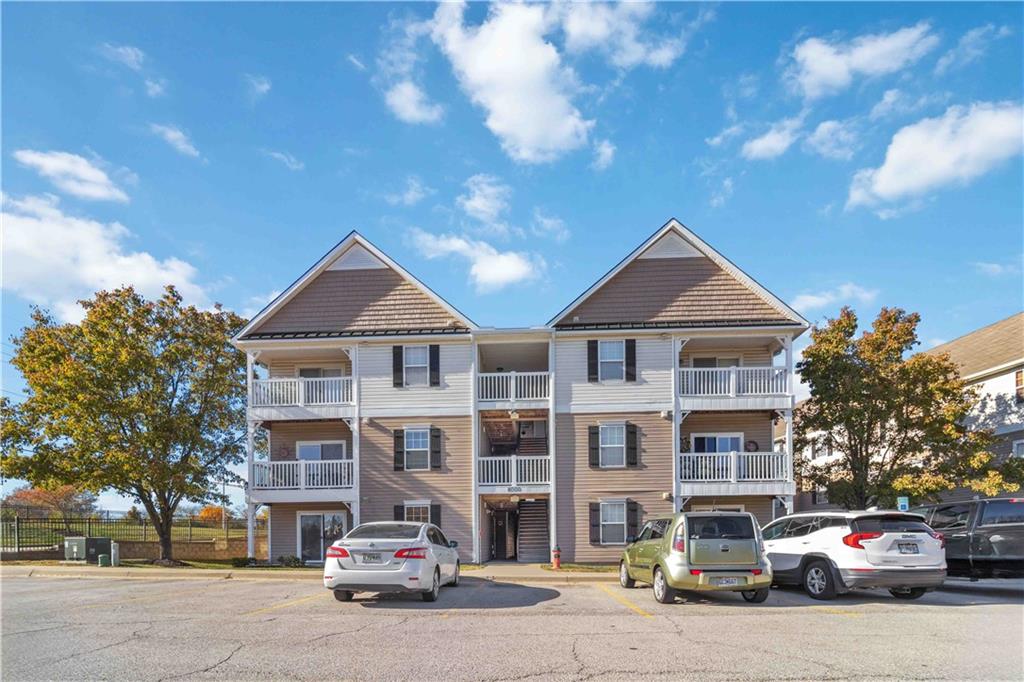 8000 N Drury Avenue 3A