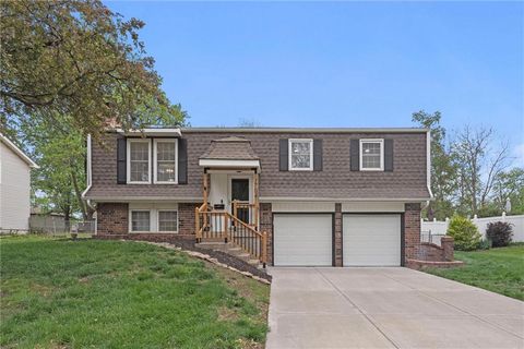 1704 W Normandy Drive, Olathe, KS 66061 - MLS#: 2546805