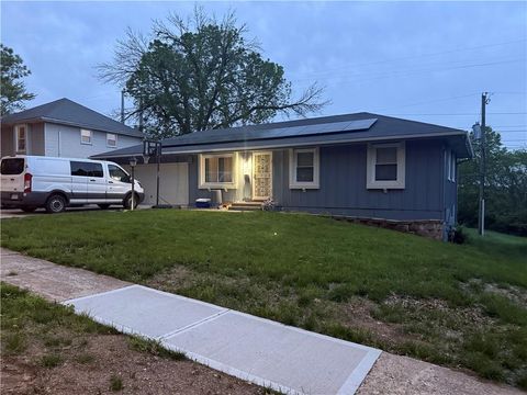 8400 E 103rd Terrace Kansas City MO 64134