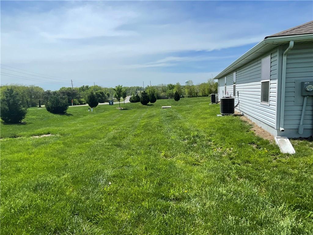 126 SW Rock Garden Lane