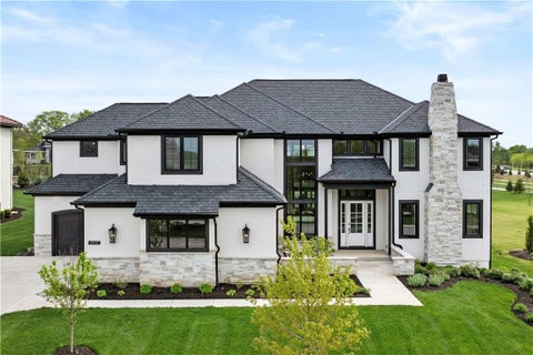 Photo of 11705 W 170th Street, Overland Park, KS 66221 (MLS # 2618860)