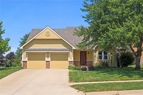 1204 Chadwick Court, Lawrence, KS 66049 - MLS#: 2567526
