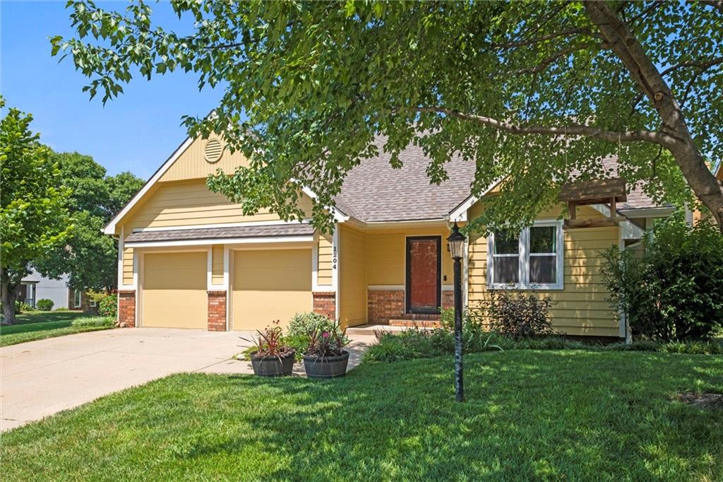 1204 Chadwick Court