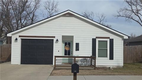 408 Lincoln Avenue Osawatomie KS 66064