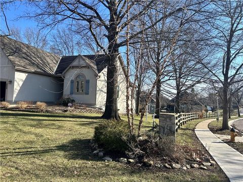 7865 W 118 Terrace Overland Park KS 66210