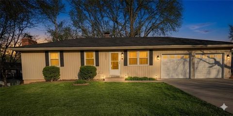 5821 N Colorado Avenue Kansas City MO 64119