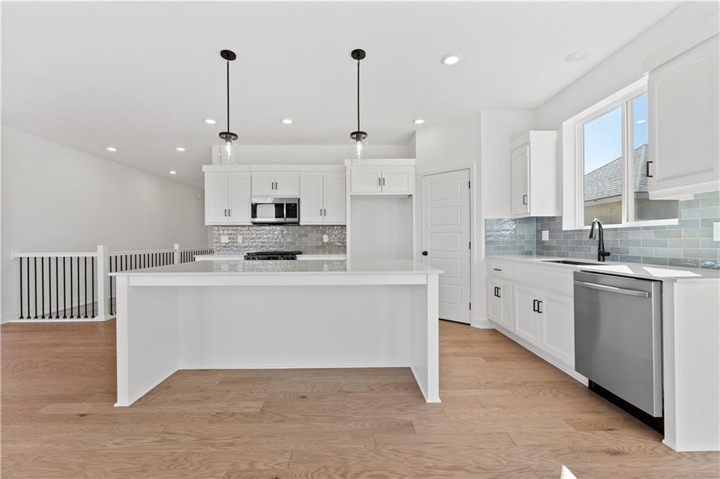 10612 N Jefferson Street