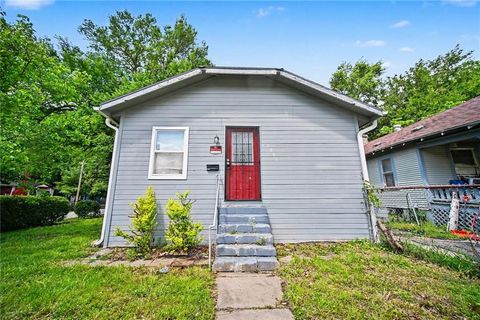 Photo of 5942 Wabash Avenue, Kansas City, MO 64130 (MLS # 2619428)