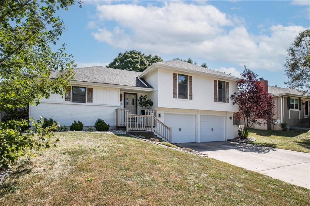 2025 NE Knollbrook Street