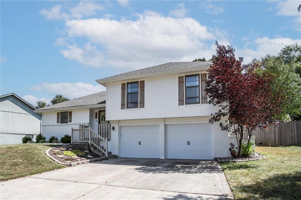 2025 NE Knollbrook Street