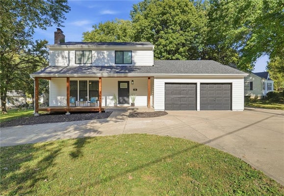 212 W WALNUT ST, BELTON, MO 64012 - Image da95af2d6cda9a78990ff889bee8d8a4/837454937