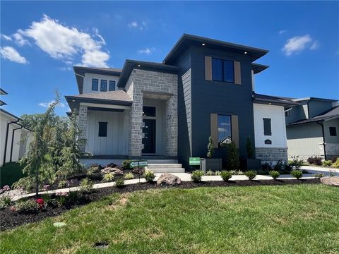 17012 Rosehill Street Overland Park KS 66221