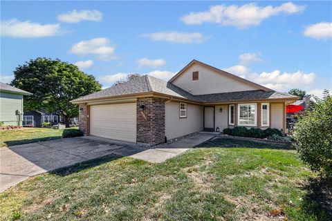 1009 7th Street Lee's Summit MO 64081