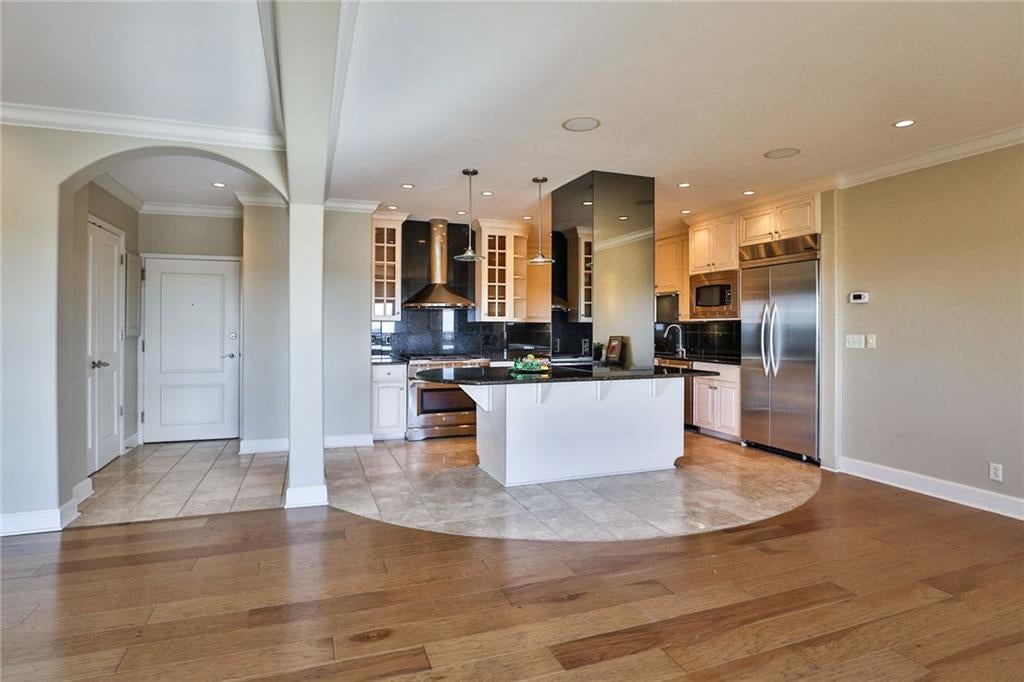 121 W 48TH Street 1803