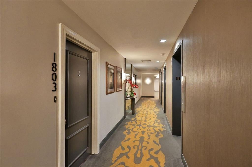 121 W 48TH Street 1803