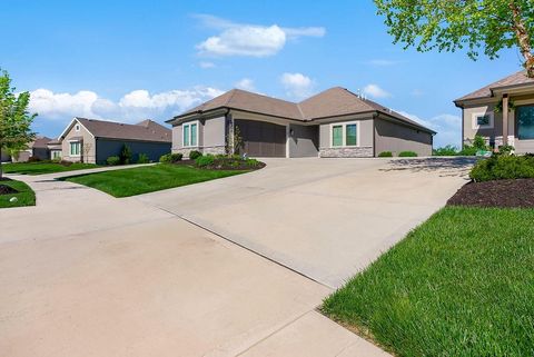 Photo of 12928 S Alden Street, Olathe, KS 66062 (MLS # 2615885)