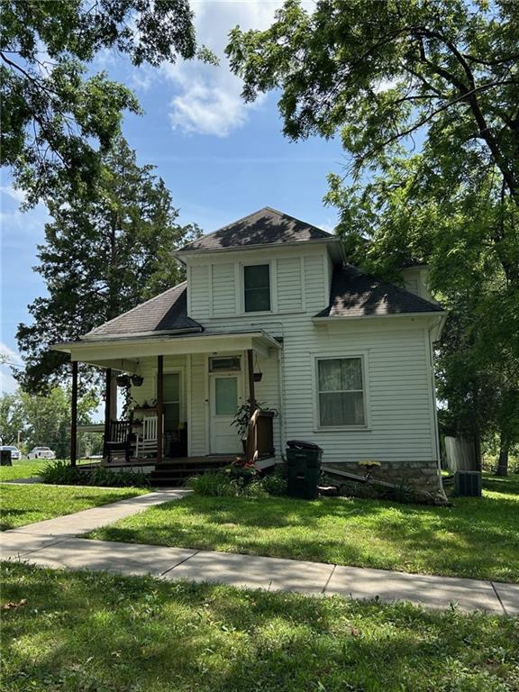 301 Linn Street