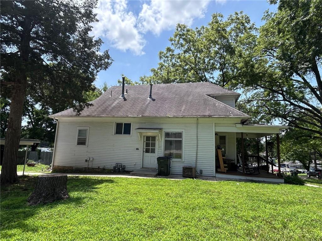 301 Linn Street