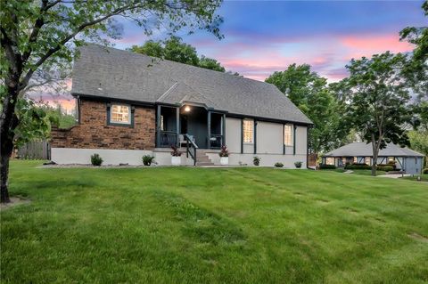1012 SW Brave Circle, Blue Springs, MO 64015 - MLS#: 2541319