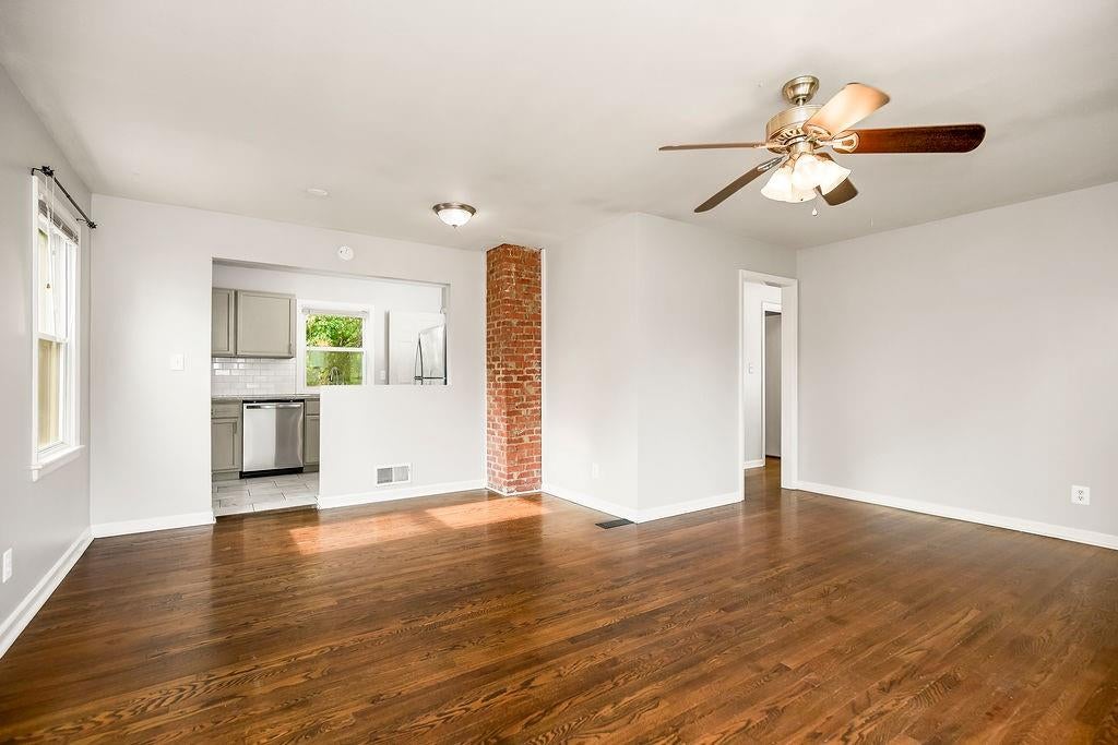 319 E 82nd Street