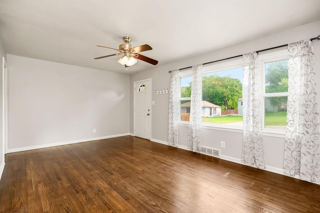 319 E 82nd Street