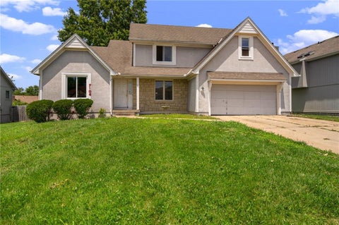 Photo of 7104 E 134th Terrace, Grandview, MO 64030 (MLS # 2628031)