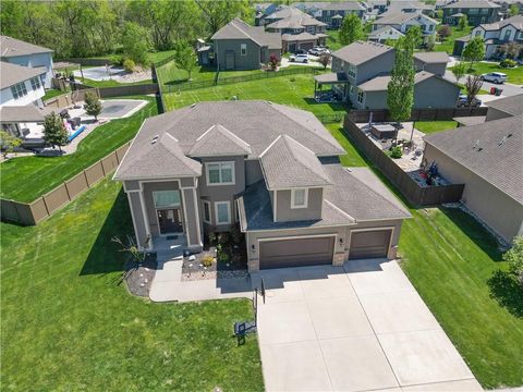 Photo of 8804 SE 1st Street, Lees Summit, MO 64064 (MLS # 2613992)
