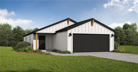 1011 Balboa Trail Raymore MO 64083