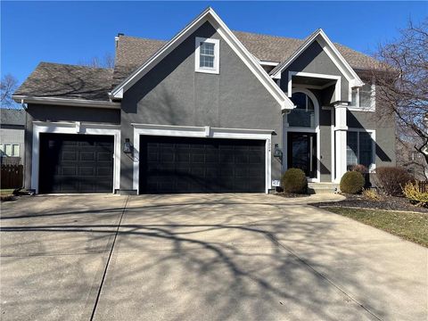 5324 W 160 Street Overland Park KS 66085