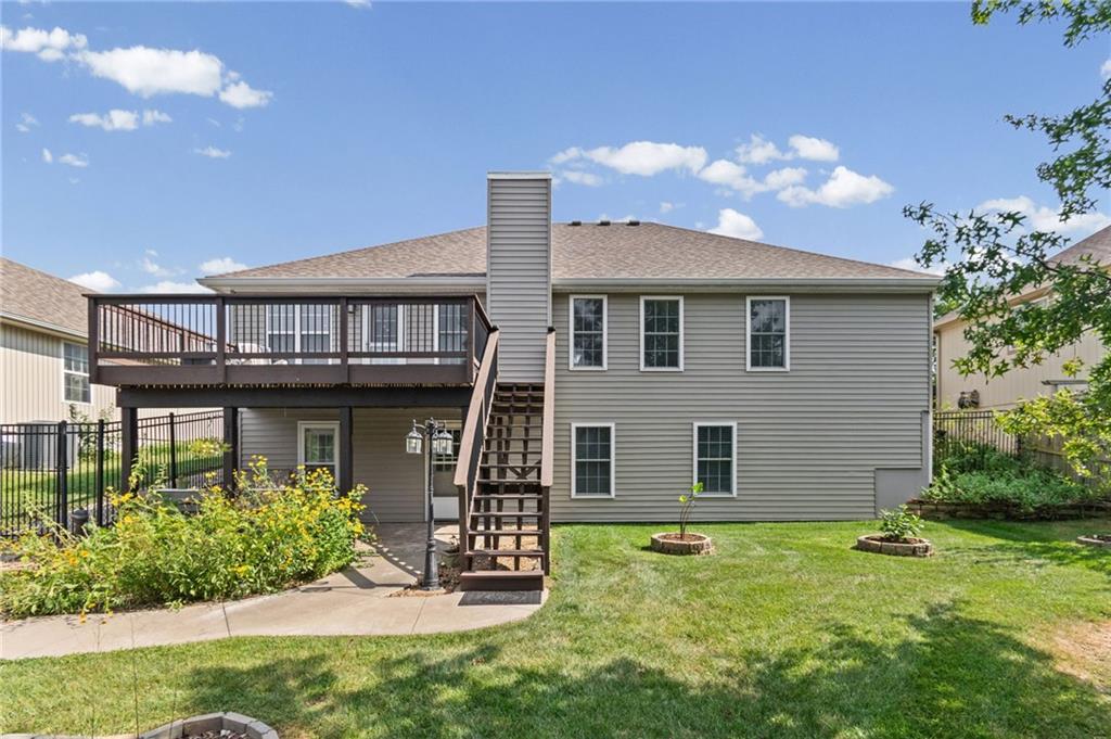 1911 Country Ridge Drive