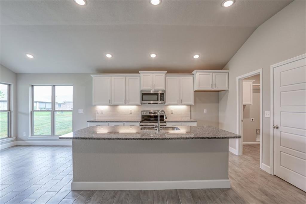 18435 W 195 Terrace