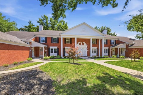 Photo of 10577 Riley Street, Overland Park, KS 66210 (MLS # 2630447)