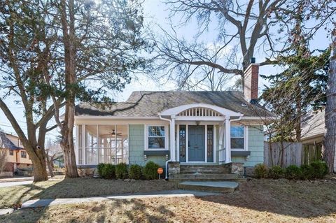 331 E Dartmouth Road Kansas City MO 64113