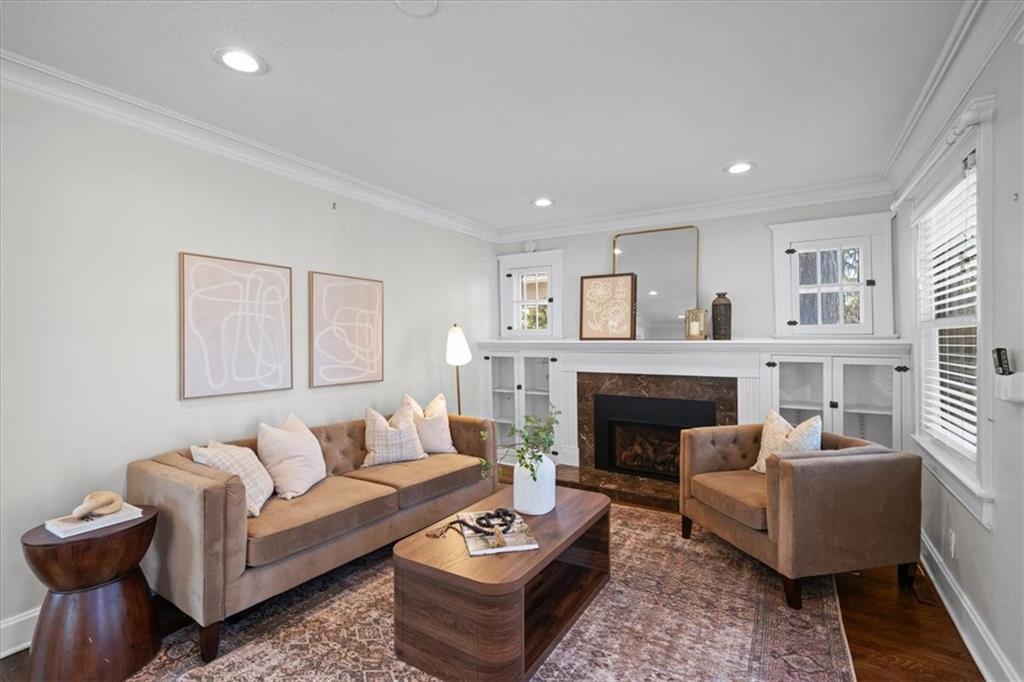 331 E Dartmouth Road