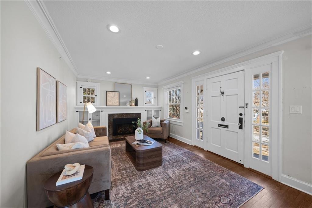 331 E Dartmouth Road