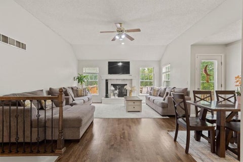 Photo of 540 W Northview Street, Olathe, KS 66061 (MLS # 2636284)