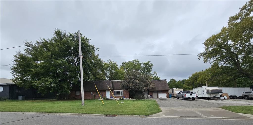 6108 Merriam Lane