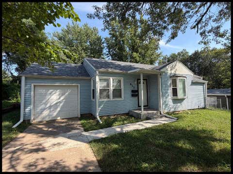Photo of 411 9th Street, Warrensburg, MO 64093 (MLS # 2638197)