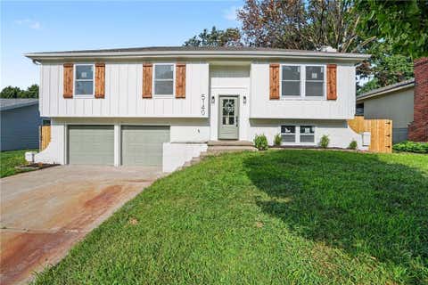 Photo of 5140 Garnett Street, Shawnee, KS 66203 (MLS # 2637106)