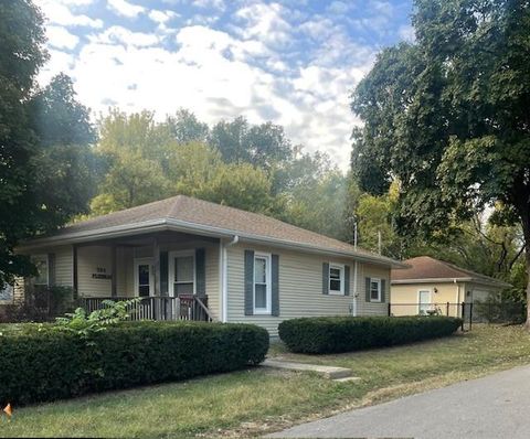 Photo of 321 Fleeman Street, St Joseph, MO 64504 (MLS # 2581561)
