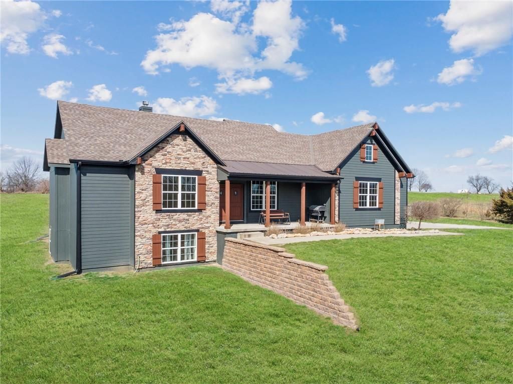 Photo of 1918 SW Harris Road, Plattsburg, MO 64477 (MLS # 2607796)