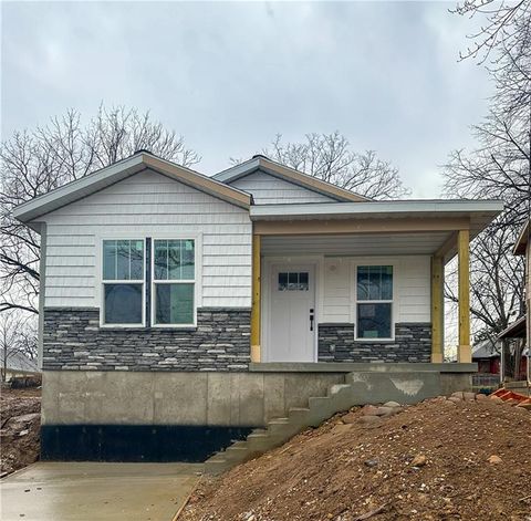 2726 N 21st Place, Kansas City, KS 66104 - MLS#: 2605479